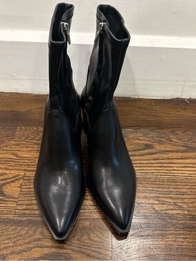 Dolce Vita Black Pointed Toe Ankle Booties